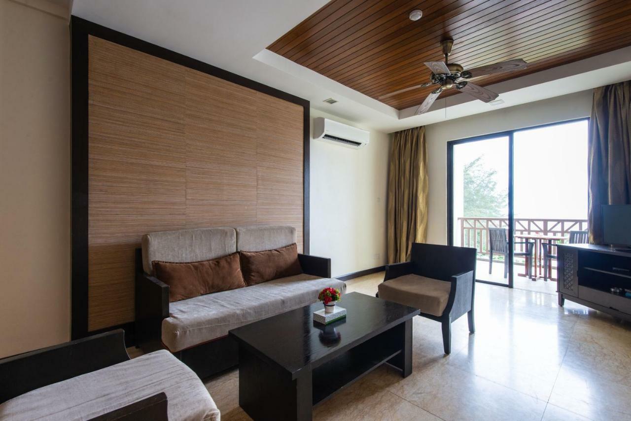 Sabah Beach Villas&Suites Kota Kinabalu Exterior foto